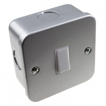 Single Gang Metal Clad Steel UK Single 2 Way Switch with Cable Entry Points