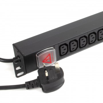 PDU  C13 Sockets 8 Way with UK Plug Power Distribution Unit Horizontal 3m