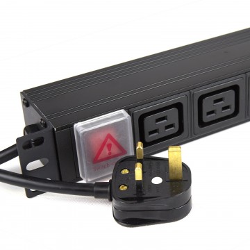 PDU C19 IEC Sockets 8 Way with UK Plug Power Distribution Unit Horizontal 3m