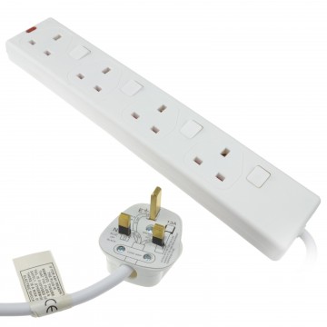 Switched 4 Gang Mains Extension Lead 4 Way UK Power Sockets White  1m