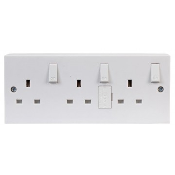 3 Gang Wall Sockets With Individual Switches And Back Box Converter