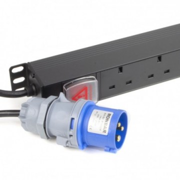 PDU   UK Sockets 10 Way to 16A Commando Power Distribution Unit Vertical 3m