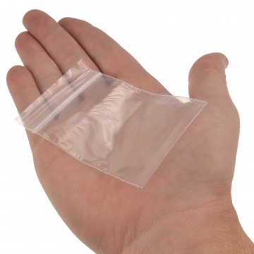 Clear Polythene Plastic Resealable Snapseal Bags  57 x 76mm (100 Pack)