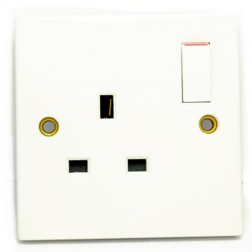 13A Single Plug UK Home Indoor Mains Socket 1 Gang Switched WHITE